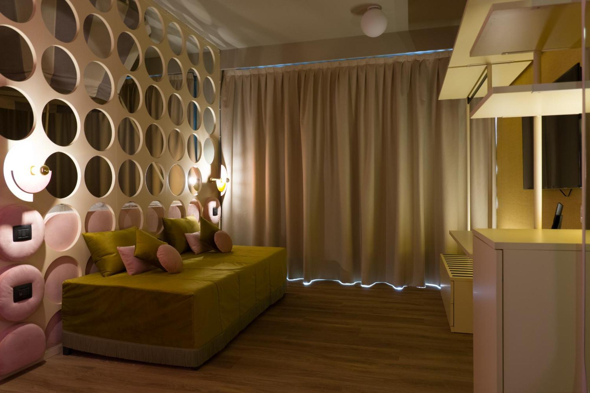 Hotel La Gradisca Rimini Bagian luar foto