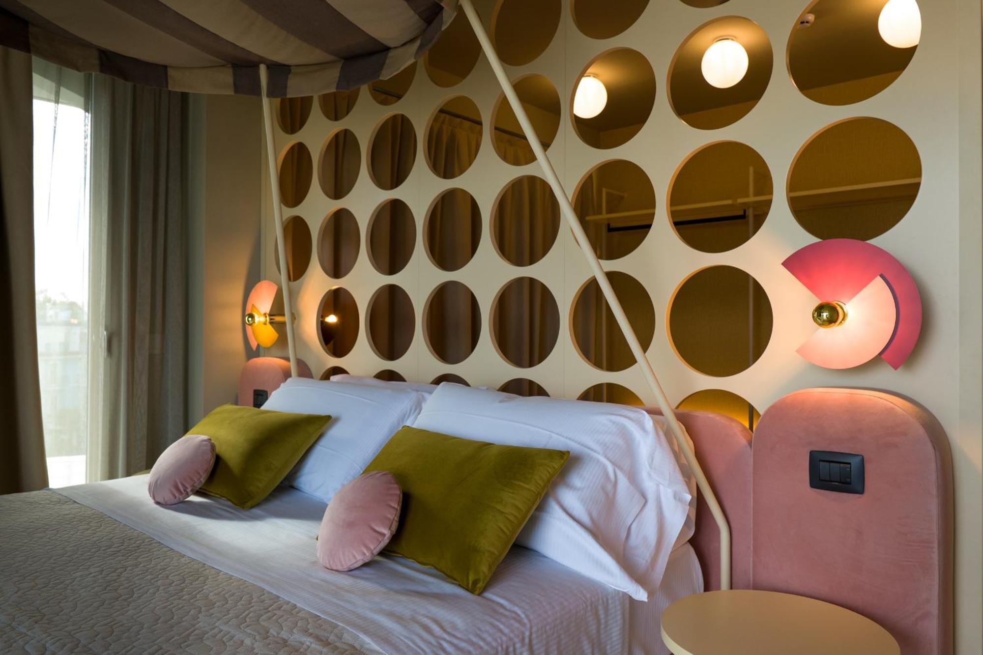 Hotel La Gradisca Rimini Bagian luar foto
